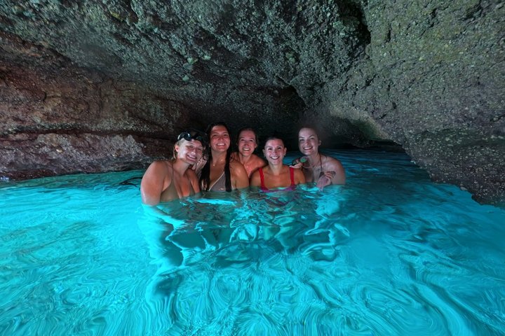 Tropea and Capo Vaticano Boat Tour with Bath Stops