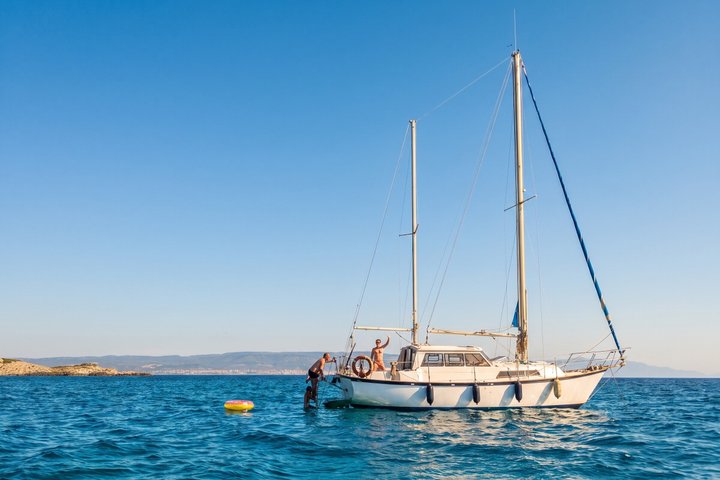 Alghero : Morning Sailing Slow & Bath Stops (Adults Only)