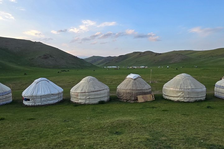 3 days horse back riding to Song-Kul lake whole year round
