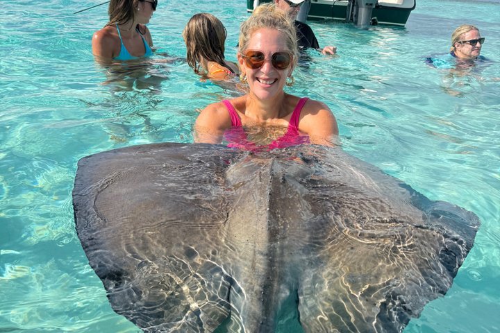 Ocean Blue Charters Private Boat Charters in the Cayman Islands