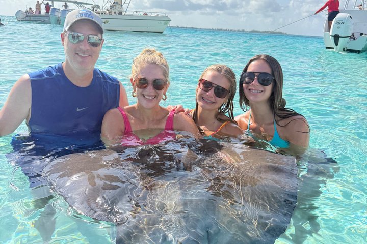 Ocean Blue Charters Private Boat Charters in the Cayman Islands