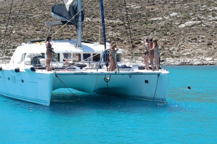Kos: Small-Group Full-Day Catamaran Boat Trip, Meal, Drinks &Swim
