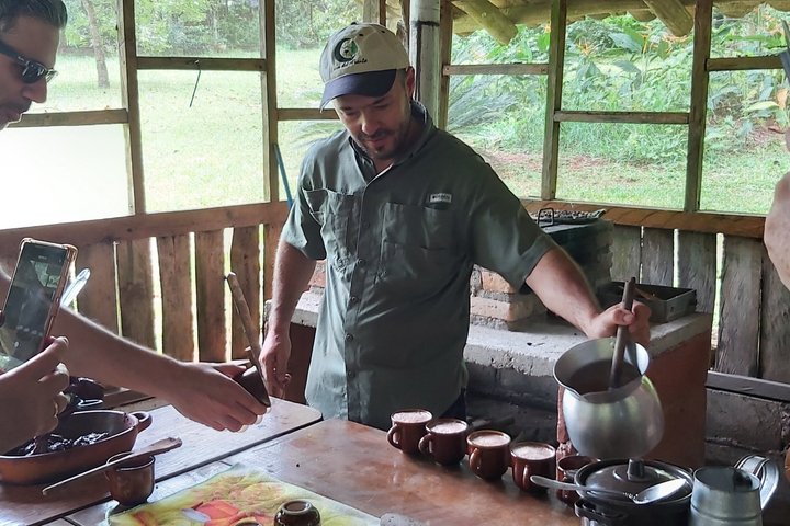 Lake Yojoa Adventure: Waterfalls, Caves & Chocolate Experience