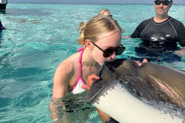 Ocean Blue Charters Private Boat Charters in the Cayman Islands