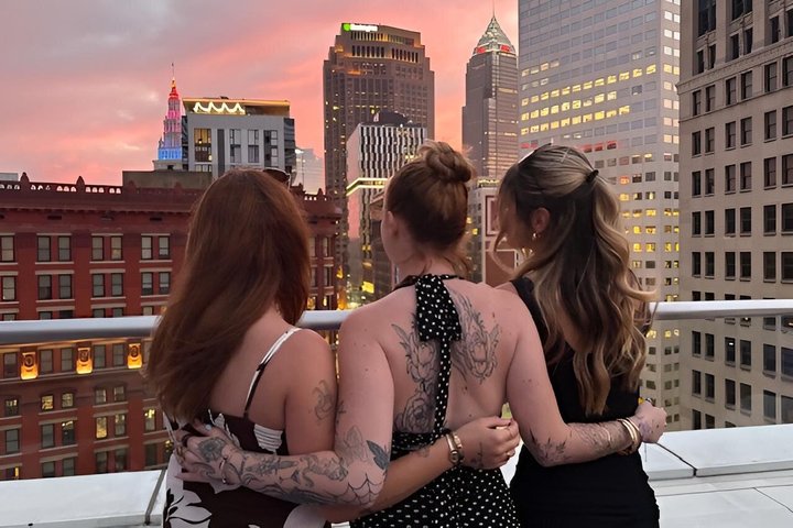 All Things CLE: Cleveland Waterfront & City Icons Golf Cart Tour