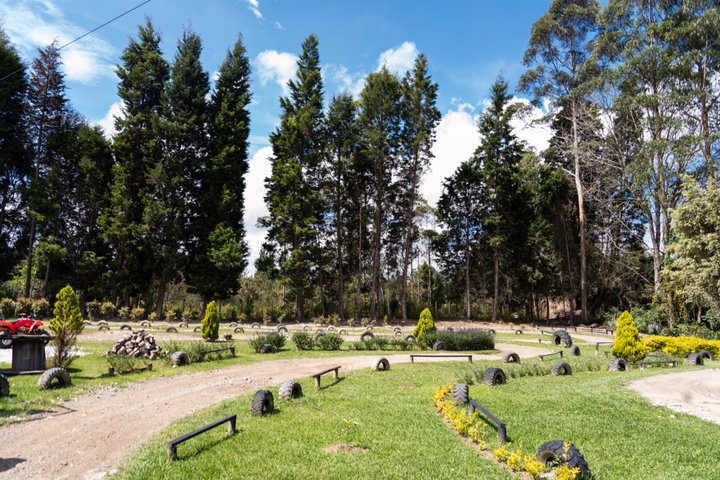 “Exclusive Mountain Escape : ATV Tour from Medellin with lunch