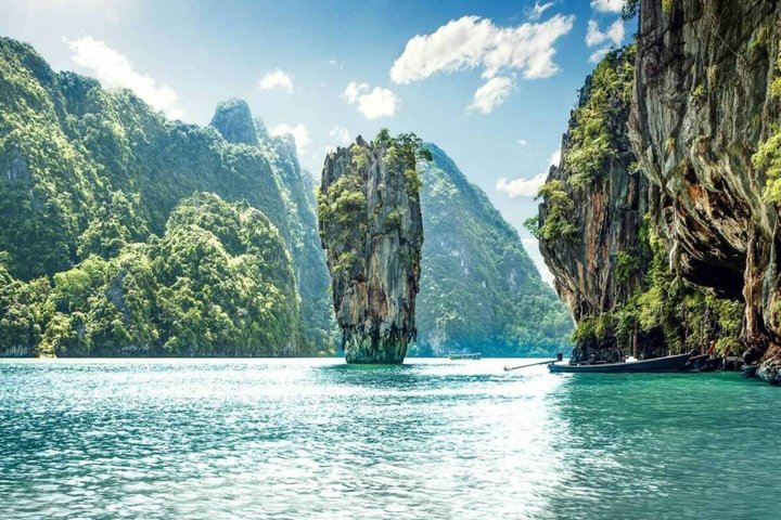 Phang Nga Bay Sea Cave Canoeing & James Bond Island by Big Boat