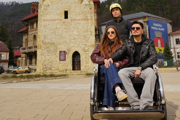 Piatra Highlights on a Cycle Rickshaw