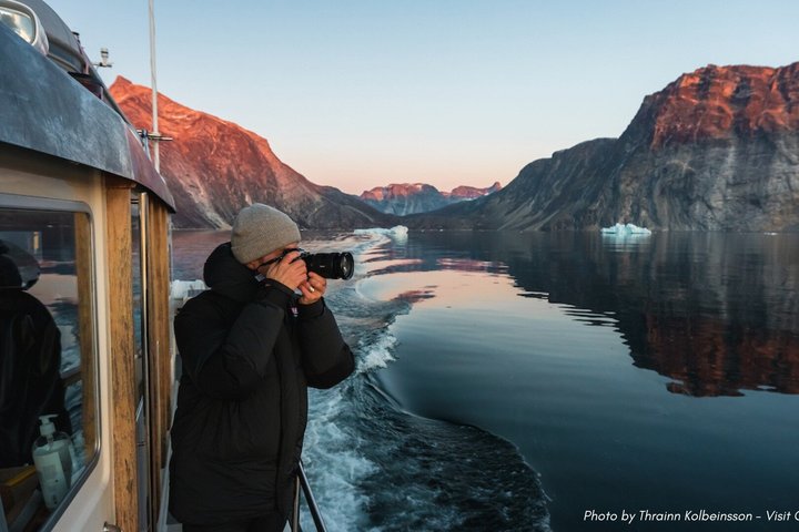 Nuuk Fjord Cruise with Greenlandic Picnic & Local Storytelling