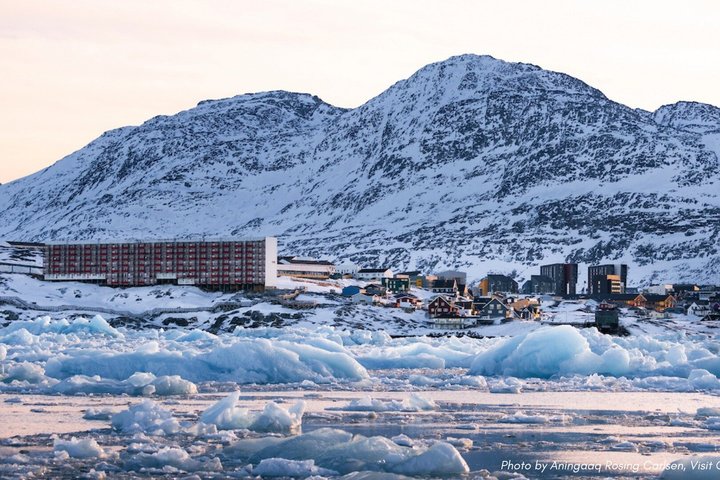 Nuuk Fjord Cruise with Greenlandic Picnic & Local Storytelling
