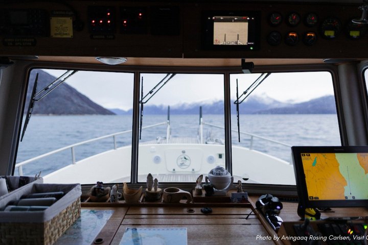 Nuuk Fjord Cruise with Greenlandic Picnic & Local Storytelling