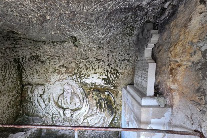 Private Tour from Bucharest: Veliko Tarnovo, Arbanasi & Tsarevets