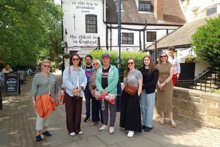 Daily Nottingham City Centre Walking Tour (10:30am)