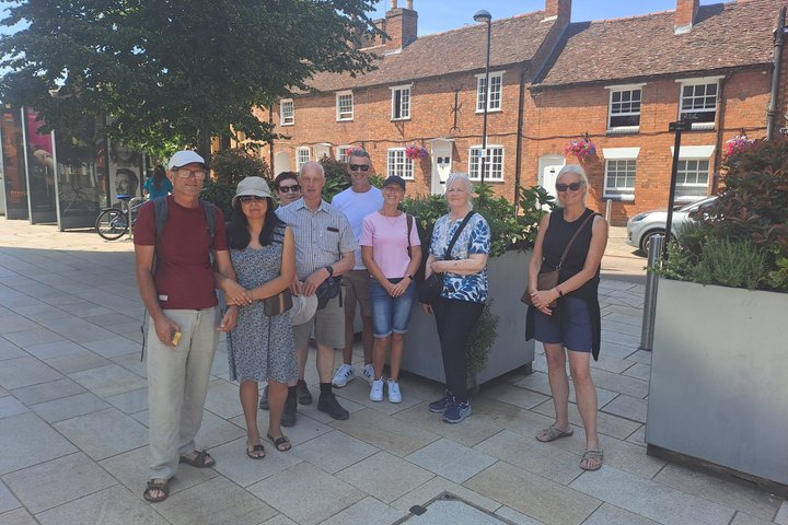 Stratford-upon-Avon: Shakespeare, History & Town Highlights Tour
