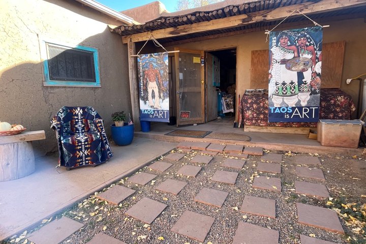 Santa Fe to Chimayo and Taos Pueblo Driving Tour/ Day Trip