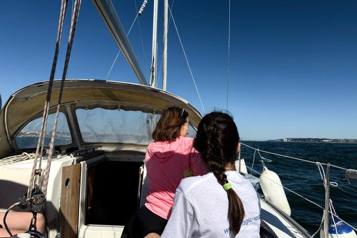 Sailing experience in Cascais