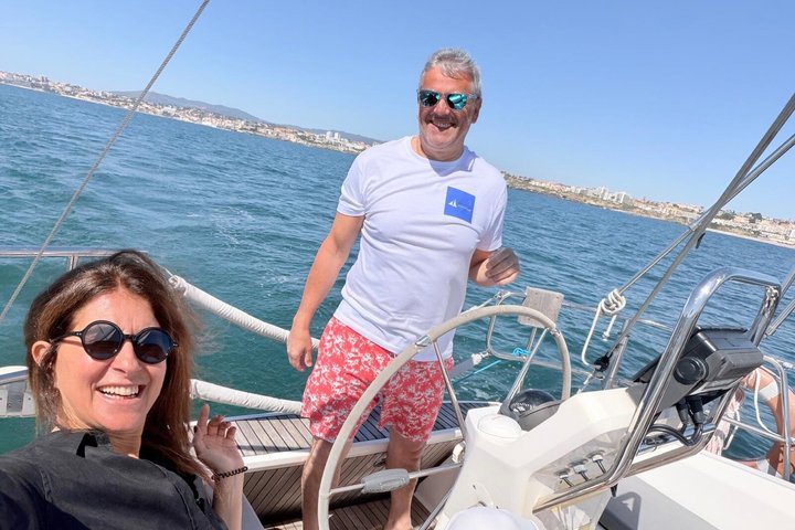 Sailing experience in Cascais