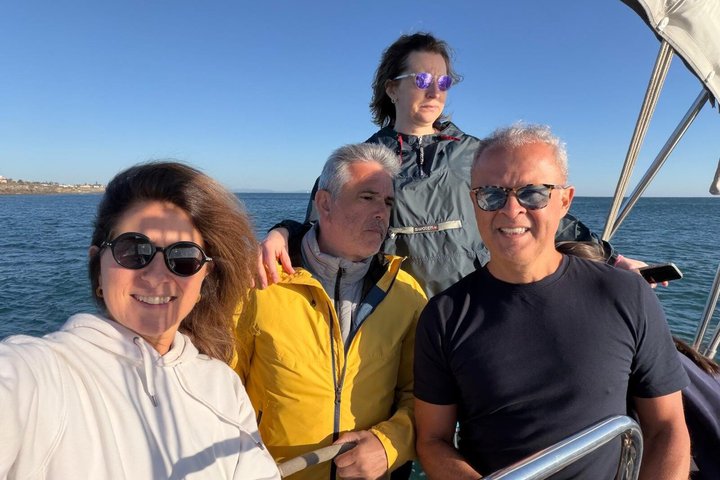 Sailing experience in Cascais