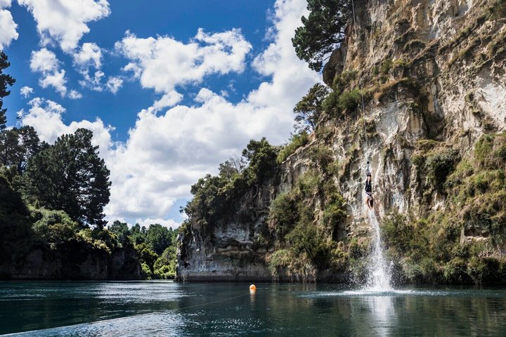 Taupo Bungy Jump New Zealand Water Touch