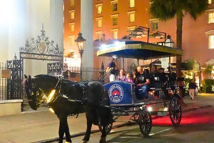 Charleston Horse-Drawn Carriage Tour: Explore Historic Charleston