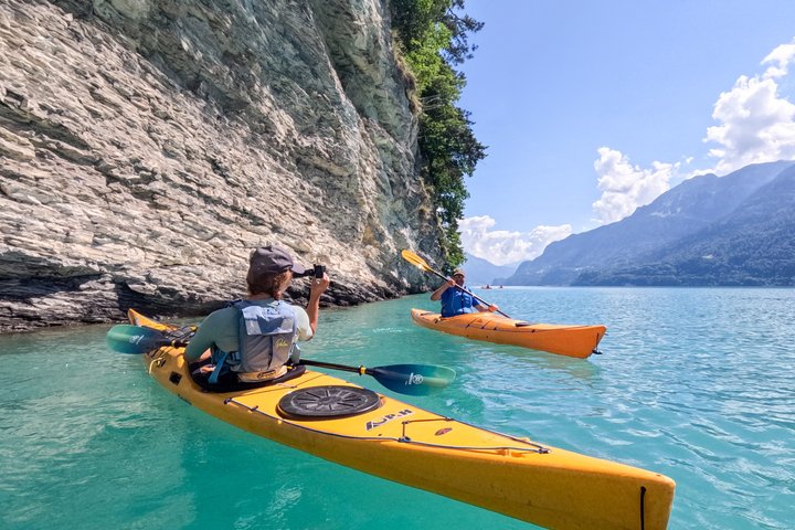 Kayak Tour of the Turquoise Lake Brienz