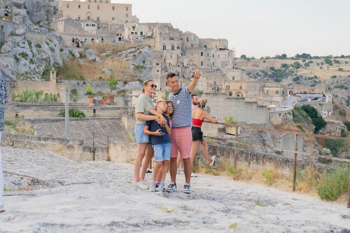 Matera : Sassi tour with the iconic churches carved into the rock