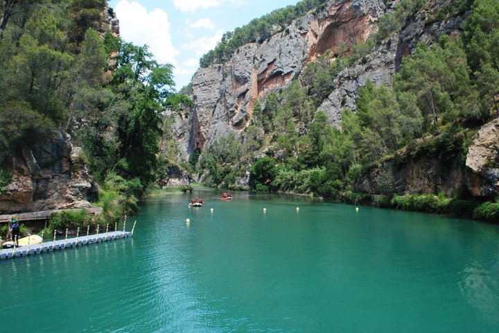 From Valencia: Montanejos Thermal Pools + Hiking, Rafting, Kayak