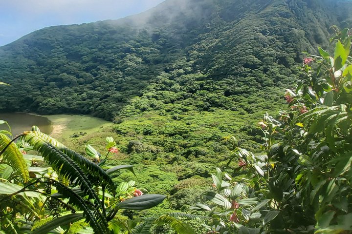 Ometepe trekking - Volcano Maderas By Happy Tours