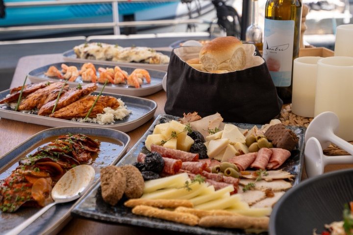 Balos & Gramvousa Luxury Catamaran Sailing Cruise from Kissamos