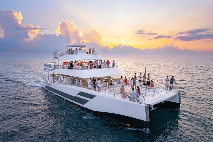 TwentyFive 100-ft Catamaran by Cabo Adventures: Snorkel or Sunset