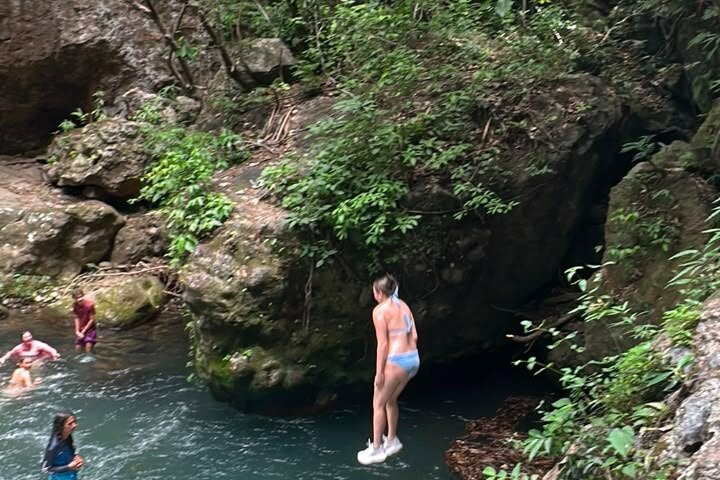 La Leona Waterfall Adventure Hike & Hidden Cave Experience