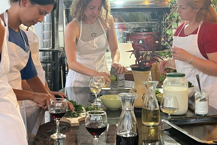 Traditional Albanian Cooking Class in Gjirokaster with Wine