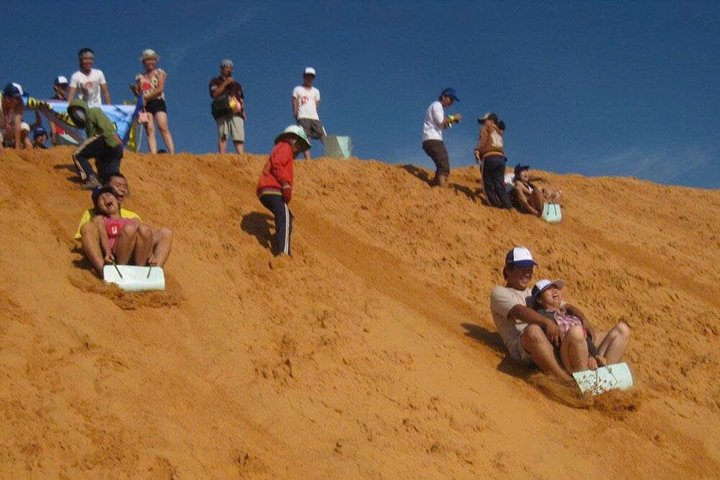 Mui Ne Sand Dunes Jeep Tour With Quad bike Experience