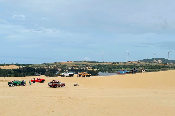 Mui Ne Sand Dunes Jeep Tour With Quad bike Experience