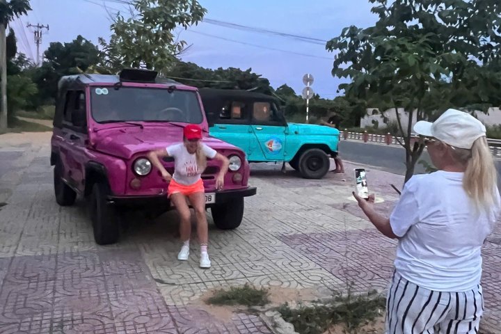 Mui Ne Sand Dunes Jeep Tour With Quad bike Experience