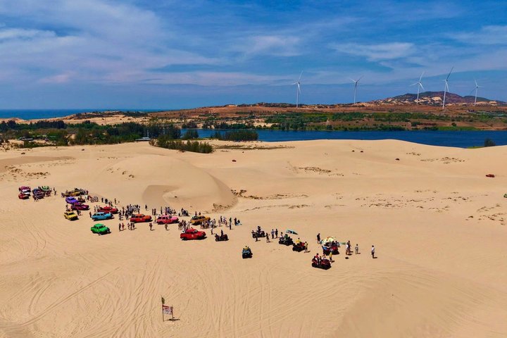 Mui Ne Sand Dunes Jeep Tour With Quad bike Experience