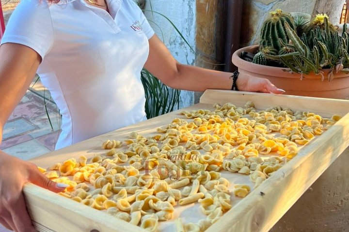 Ostuni Premium Cooking Class & Traditional Dinner