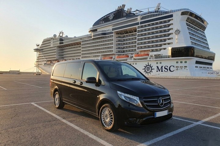 Private van transfer from Marseille airport to Aix en Provence