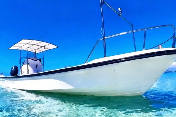 6Hour Luxury Okinawa Private Charter: Snorkeling & Jet Ski