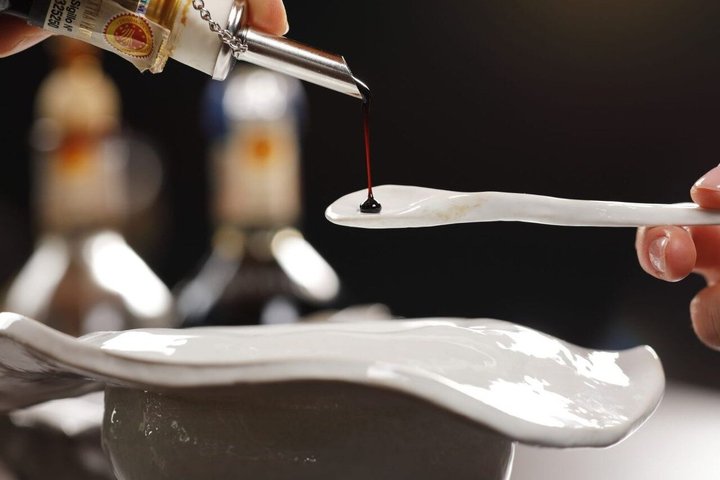 Modena Balsamic Vinegar Tour with Parmigiano and Gelato Tasting