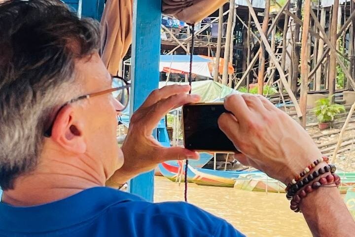 Kompong Phluk Floating Village Half-Day Tour ( Morning / Sunset )