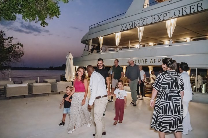 Sunset Cruise Zambezi Explorer & The Eatery Dinner (Combo)