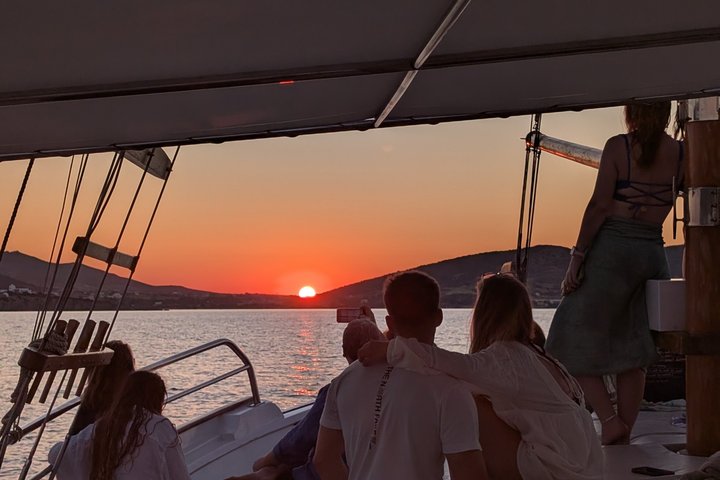 Half Day Cruise Explore Paros Antiparos and Despotiko