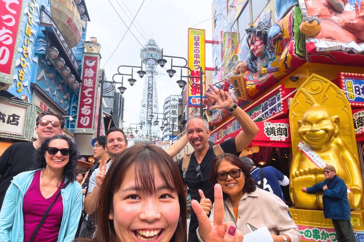 [Same Day OK] Osaka: Dotonbori to Iconic Castle 4Hr Walking Tour