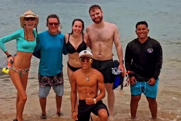 Vieques: Snorkeling Tour with Sea Turtles and Stingrays