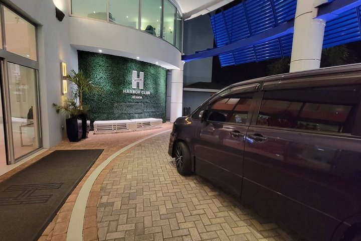 St Lucia: Hewannora (UVF) Private Airport Transfer