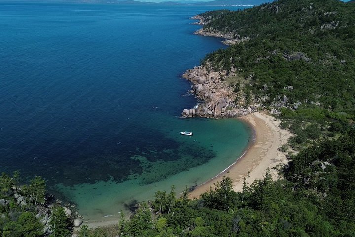 Magnetic Island Adventurer Tour