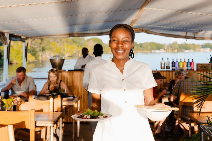 Victoria Falls Dinner Cruise on the Zambezi River