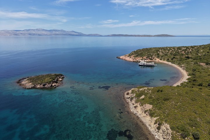 Cesme Boat Tour Hidden Bays Cruise with Swimming Stops