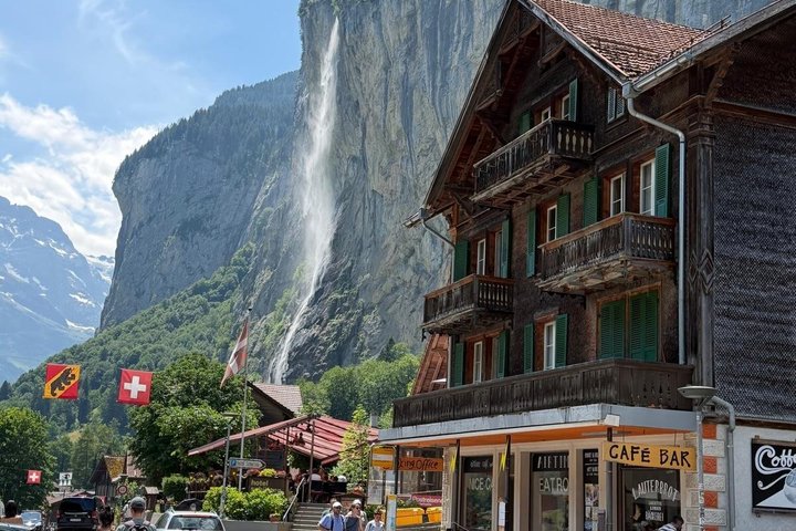 Geneva Panoramic tour to Interlaken Grindelwald Lauterbrunnen